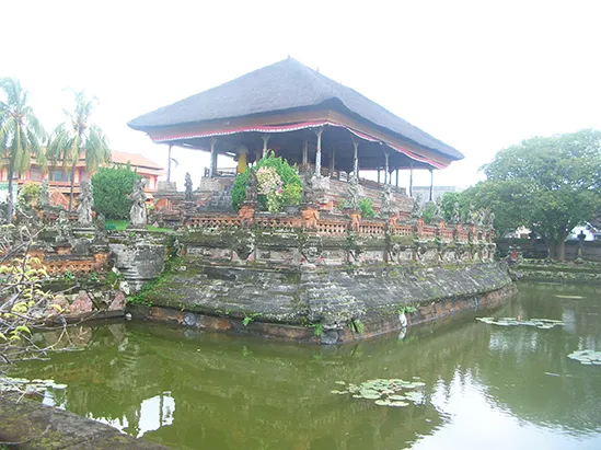 tour to kerta gosa in east bali