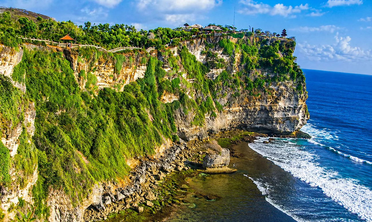 uluwatu temple bali tour