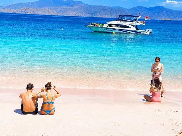 komodo tour 1 days