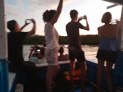  Komodo Tours & cruises 