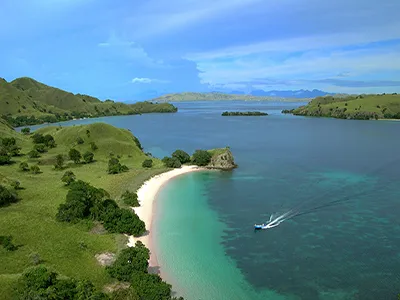 Bidadari Island Komodo Tour